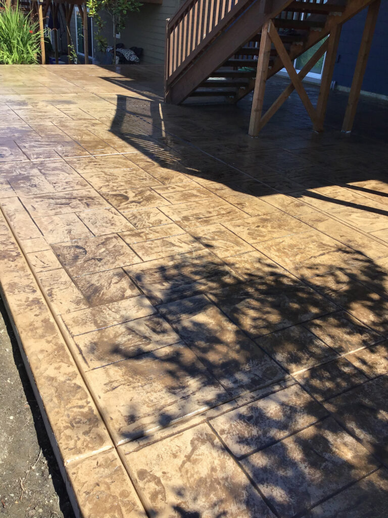 Backyard Concrete Patio Installation – concrete patios in Puyallup