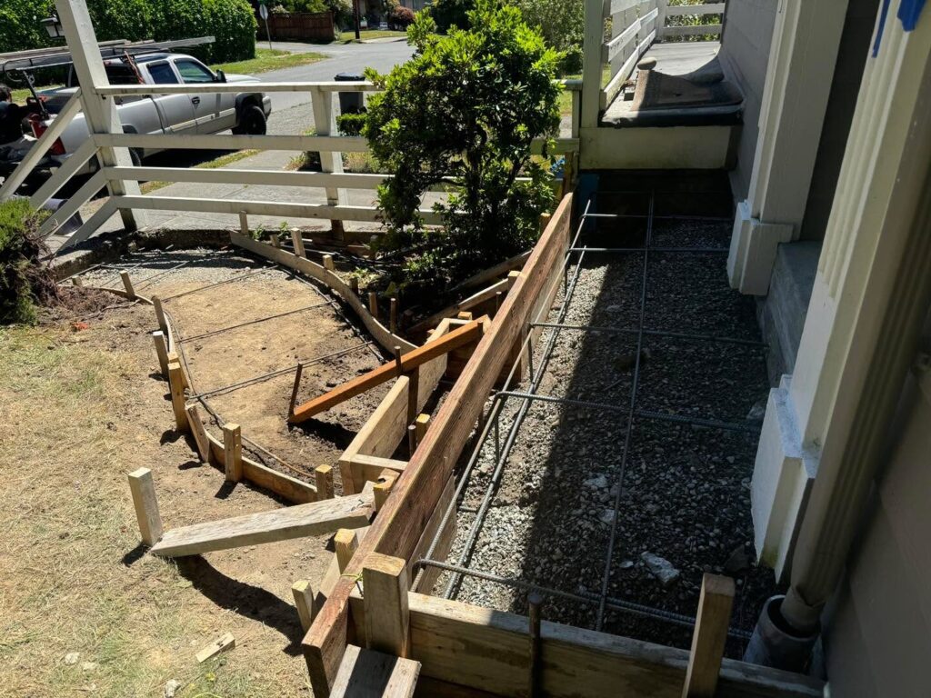 Custom Cedar Gate and Fence Installation - double cedar gate rebuild before after 04