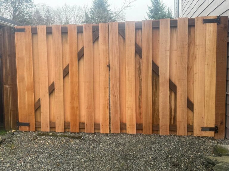 Backyard Cedar Fence Replacement – fencing in South Sound