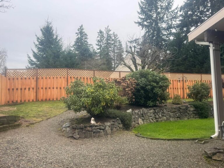 Backyard Cedar Fence Replacement – fencing in South Sound
